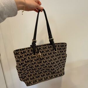 Micheal Kors bag